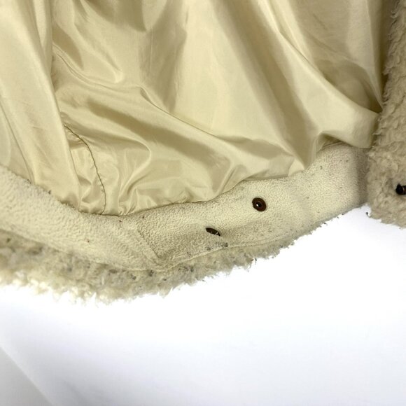 Levis Jacket Womens Size Medium Ex-Boyfriend Sherpa Trucker Jacket Beige - Picture 8 of 8